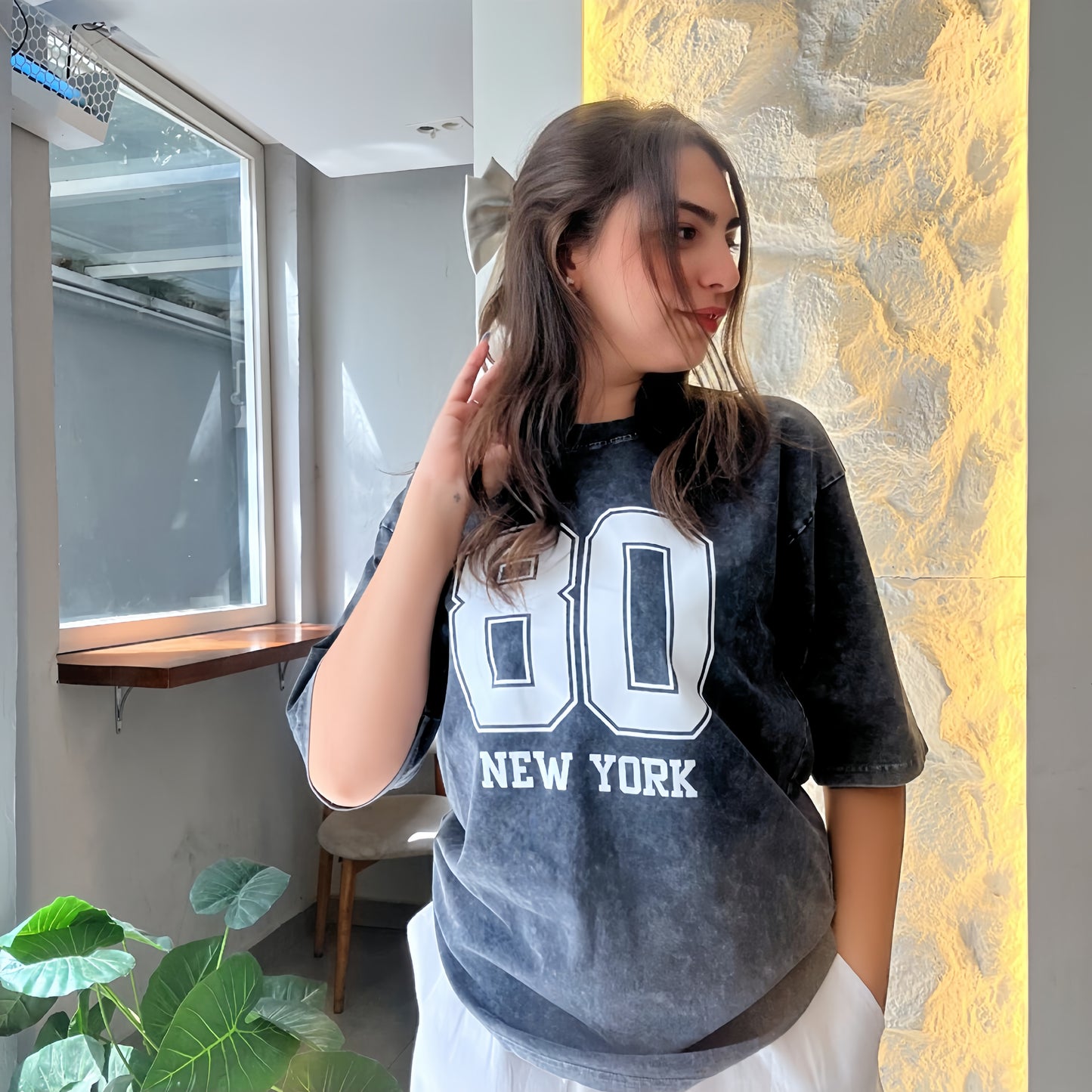 oversized “80 NEW YORK” t-shirt