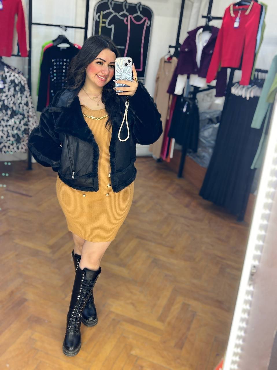 سترة فاخرة من الفرو