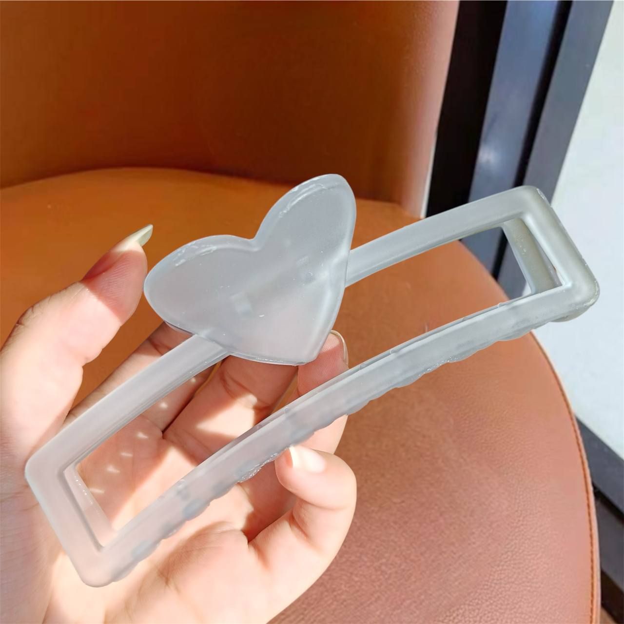 large clip hairpin