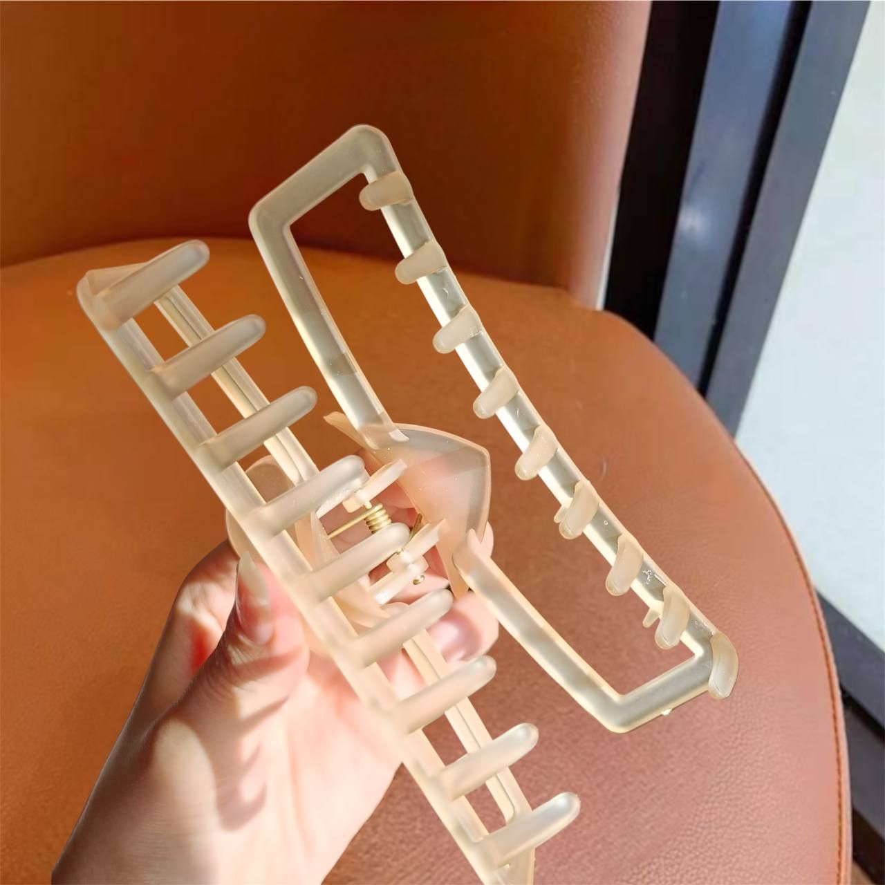 large clip hairpin