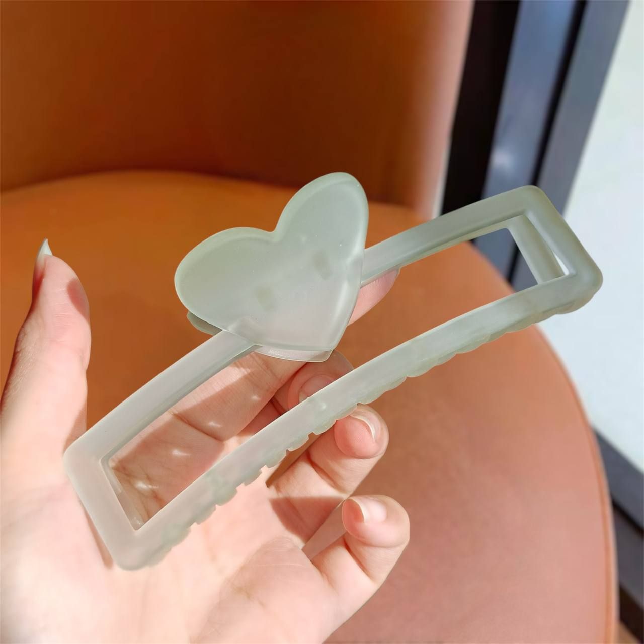 large clip hairpin