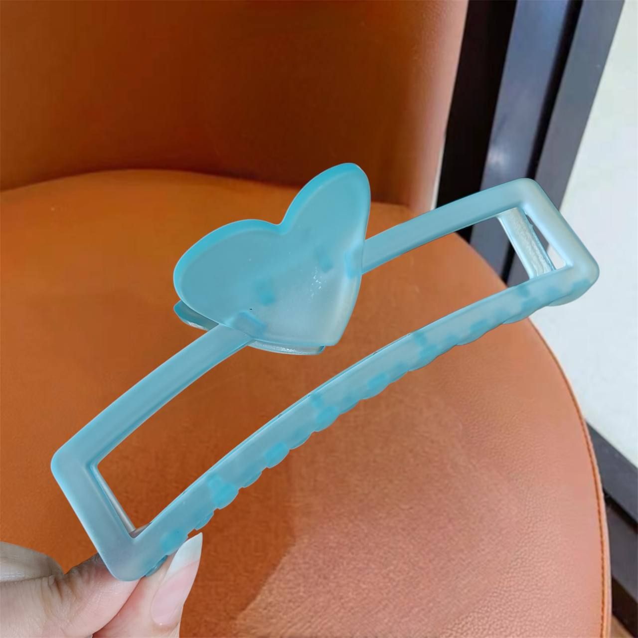 large clip hairpin