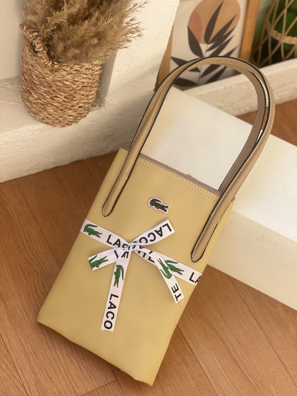iconic trendy handbag