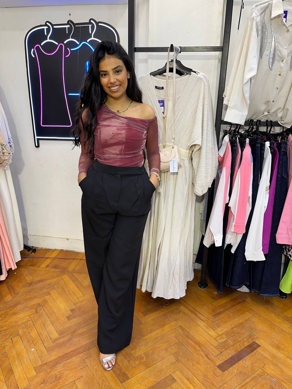 Elegant Chiffon Blouses – Light, Flowing, and Effortlessly Chic