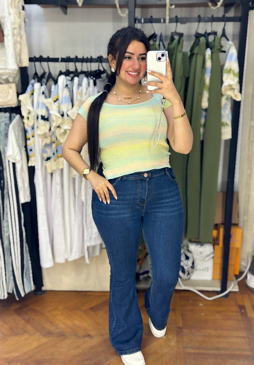 Effortless Style, Versatile Colors