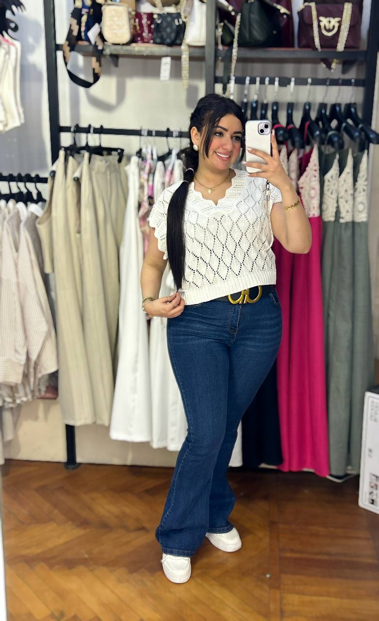 Elegant Tricot Blouse – Soft, Stylish & Comfortable!