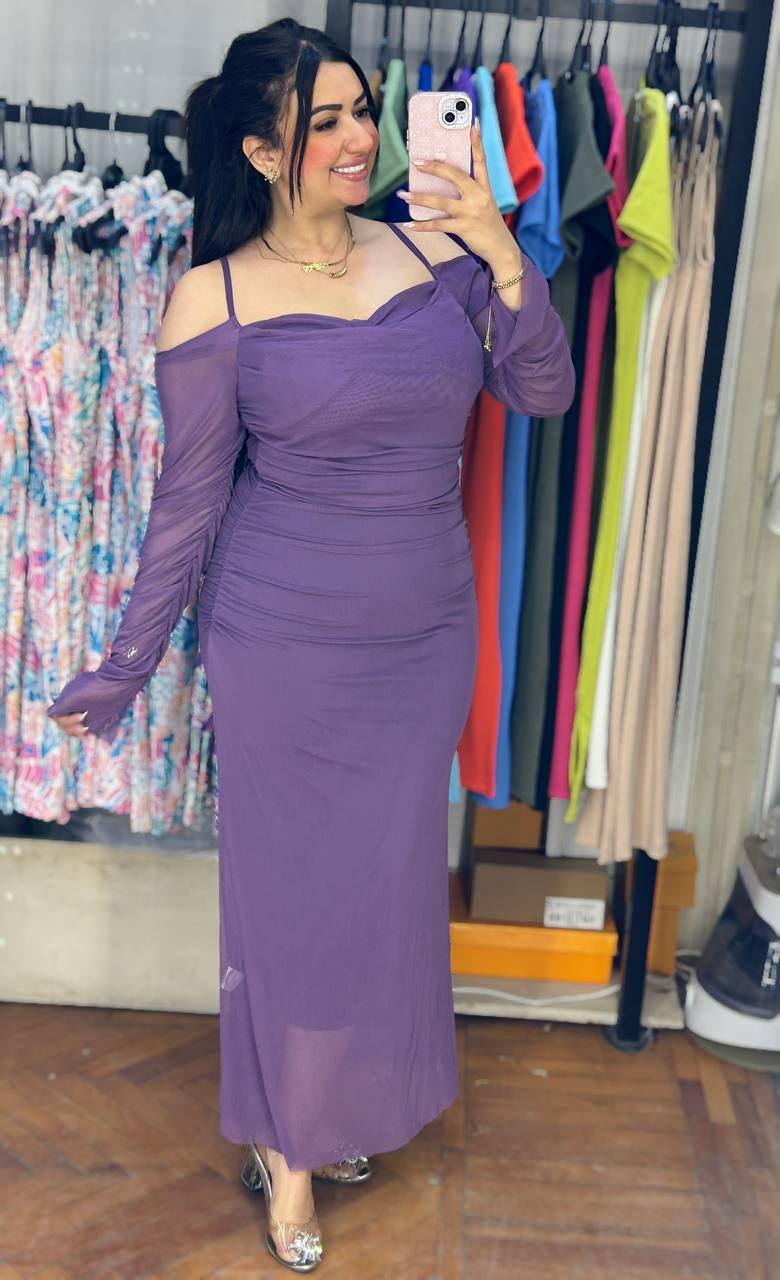Elegant Ruched Cold-Shoulder Maxi Dress