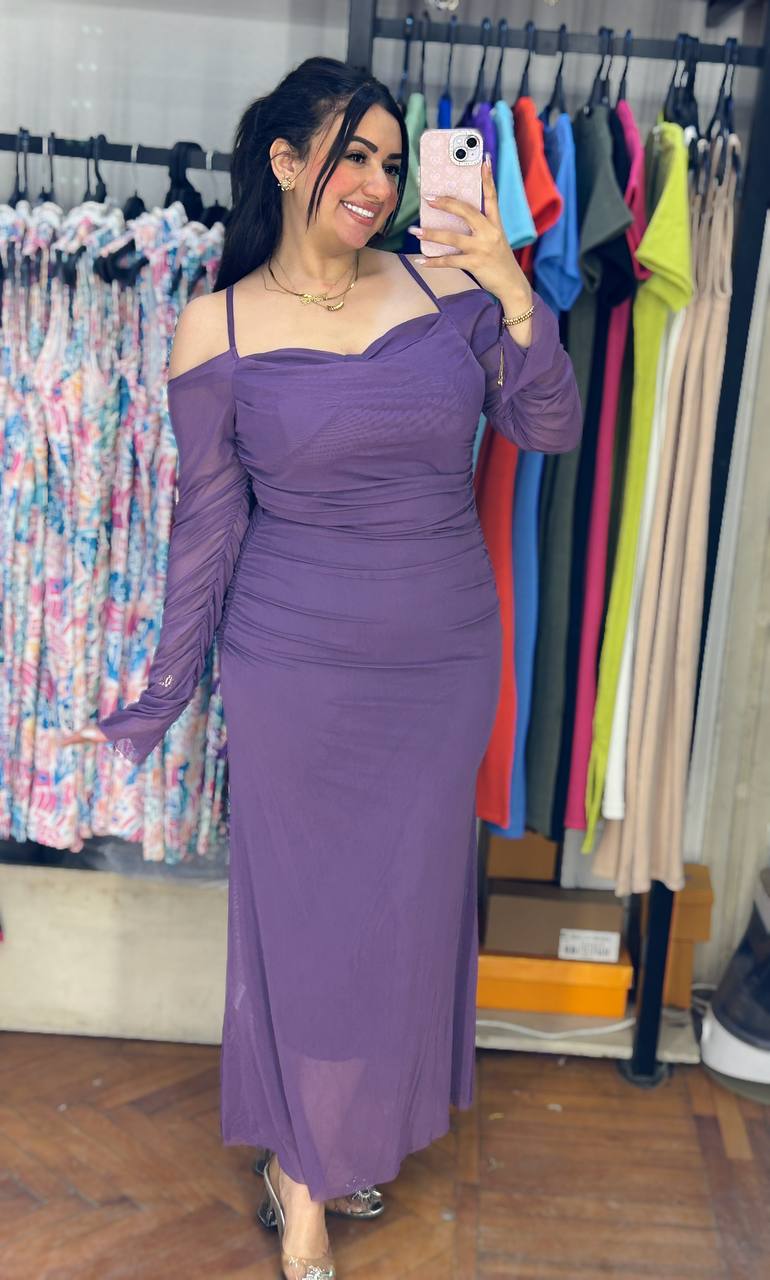 Elegant Ruched Cold-Shoulder Maxi Dress