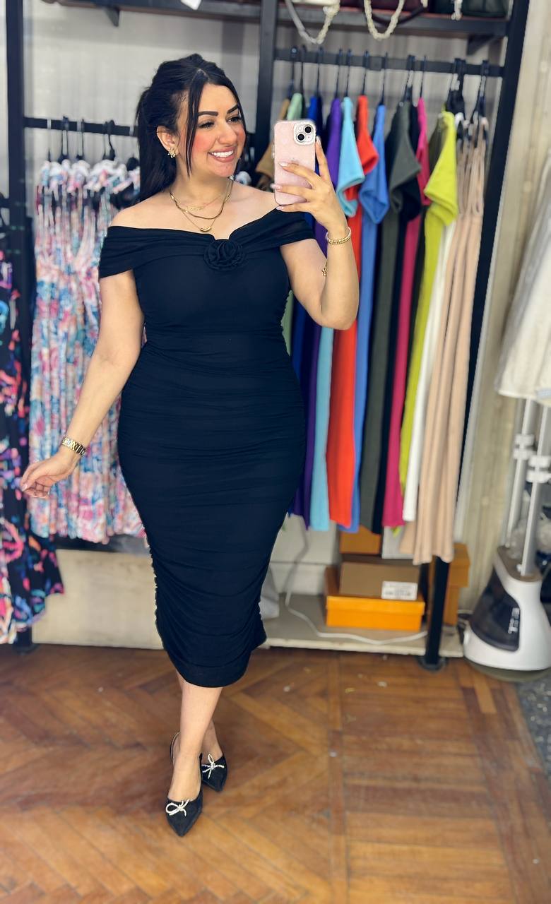 Off-Shoulder Rose Detail Ruched Bodycon Dress
