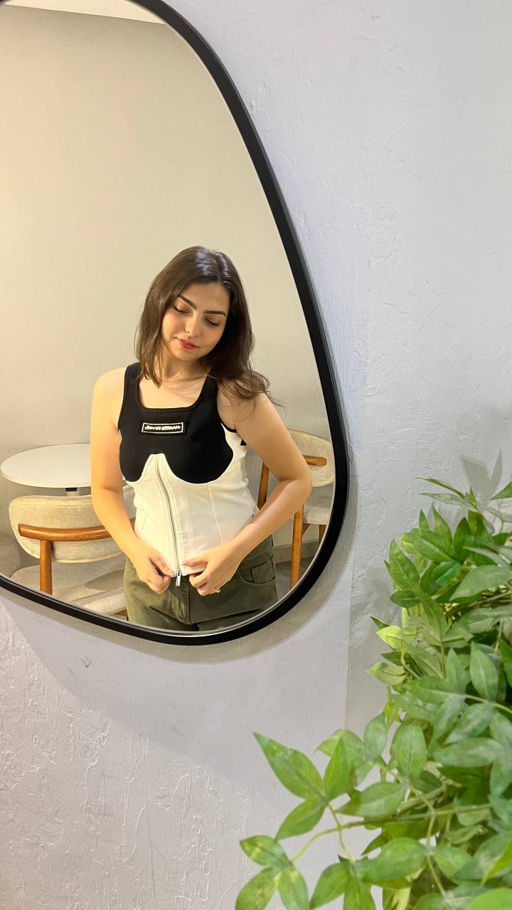Cut Basic Top with Zipper