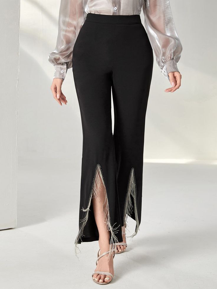 Front-Slit Flared Leggings with Chains – Bold & Trendy