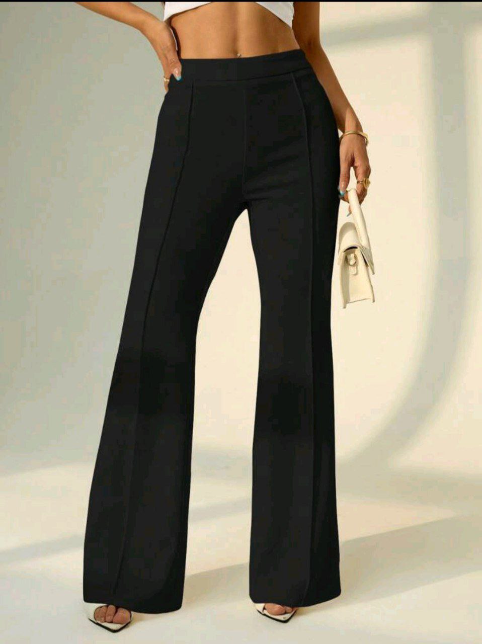 Front-Seam Flared Leggings – Classic & Chic