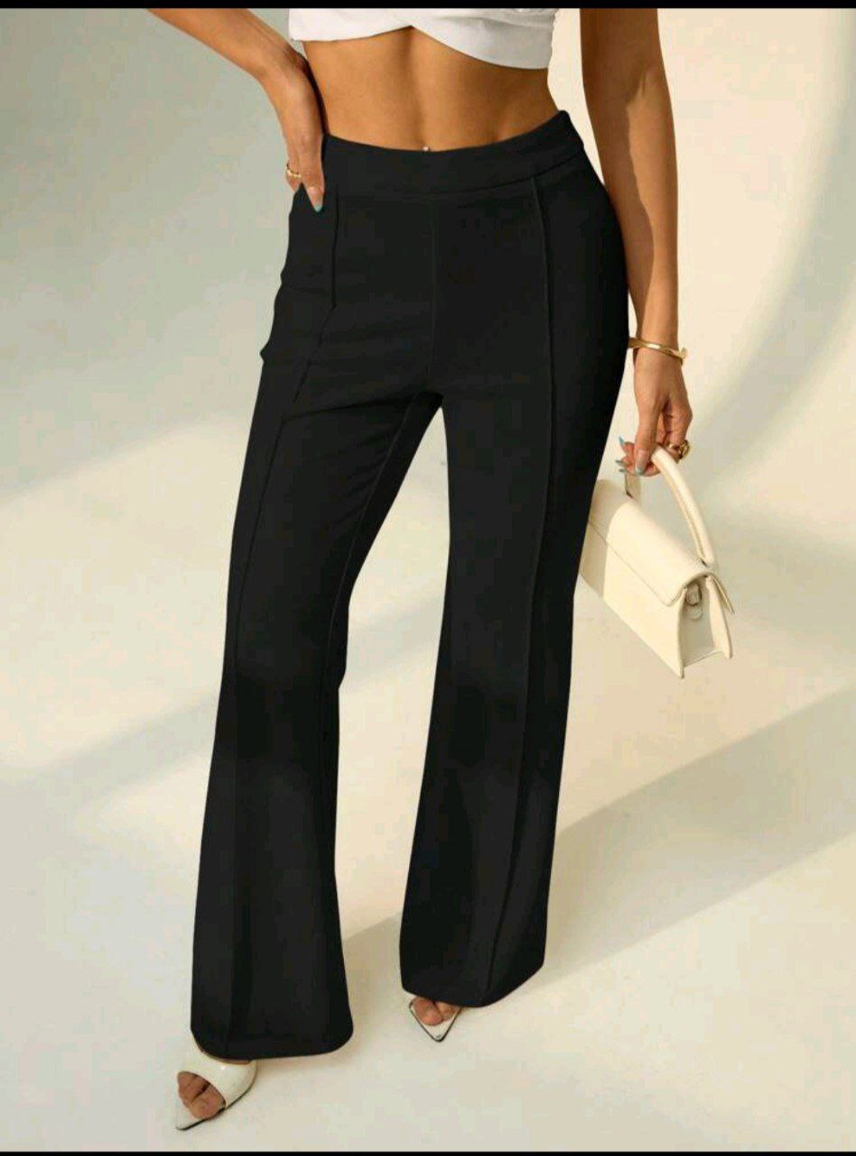 Front-Seam Flared Leggings – Classic & Chic