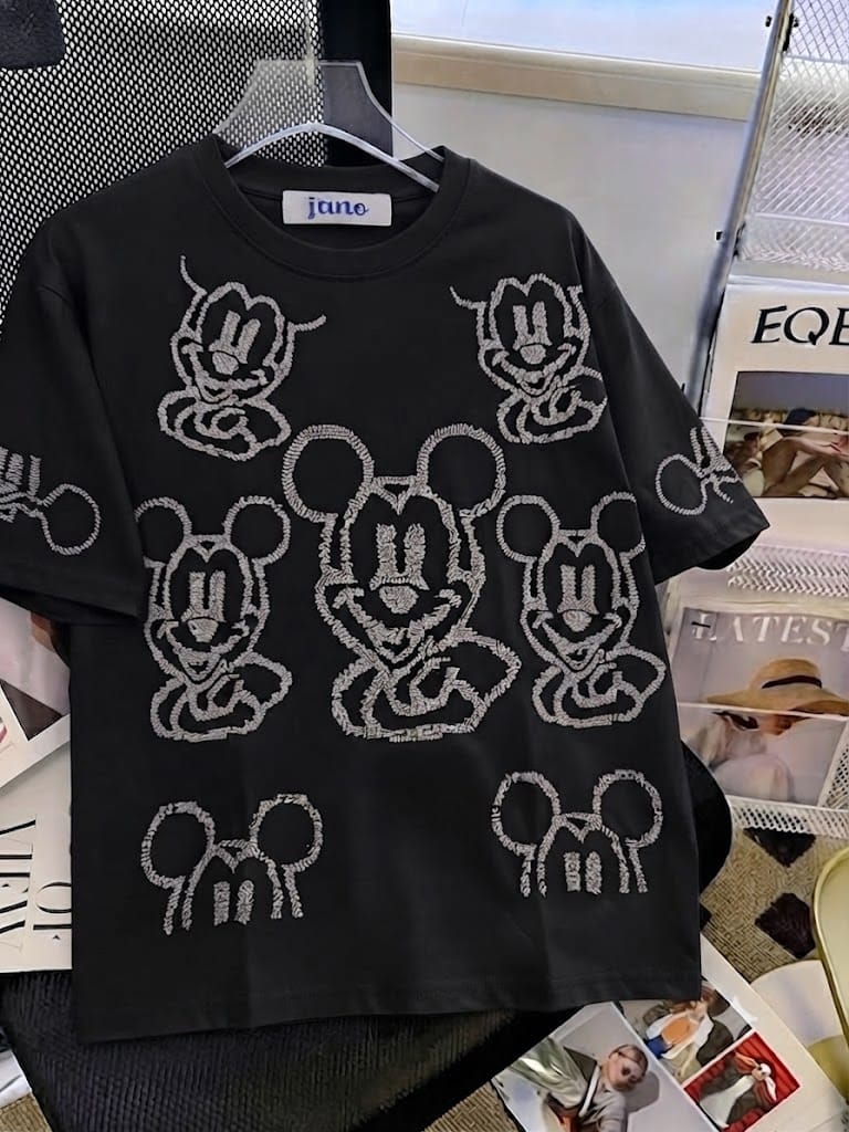 Oversized Rhinestone Mickey Face Graphic T-Shirt – Casual Statement Tee