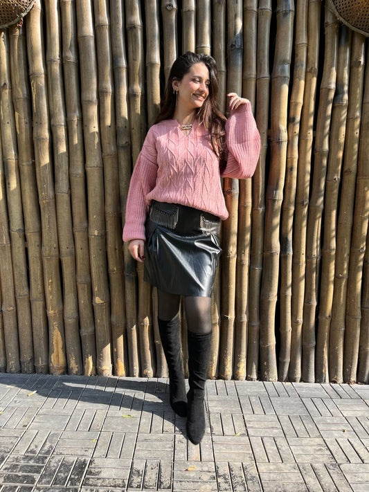 Short leather skirt