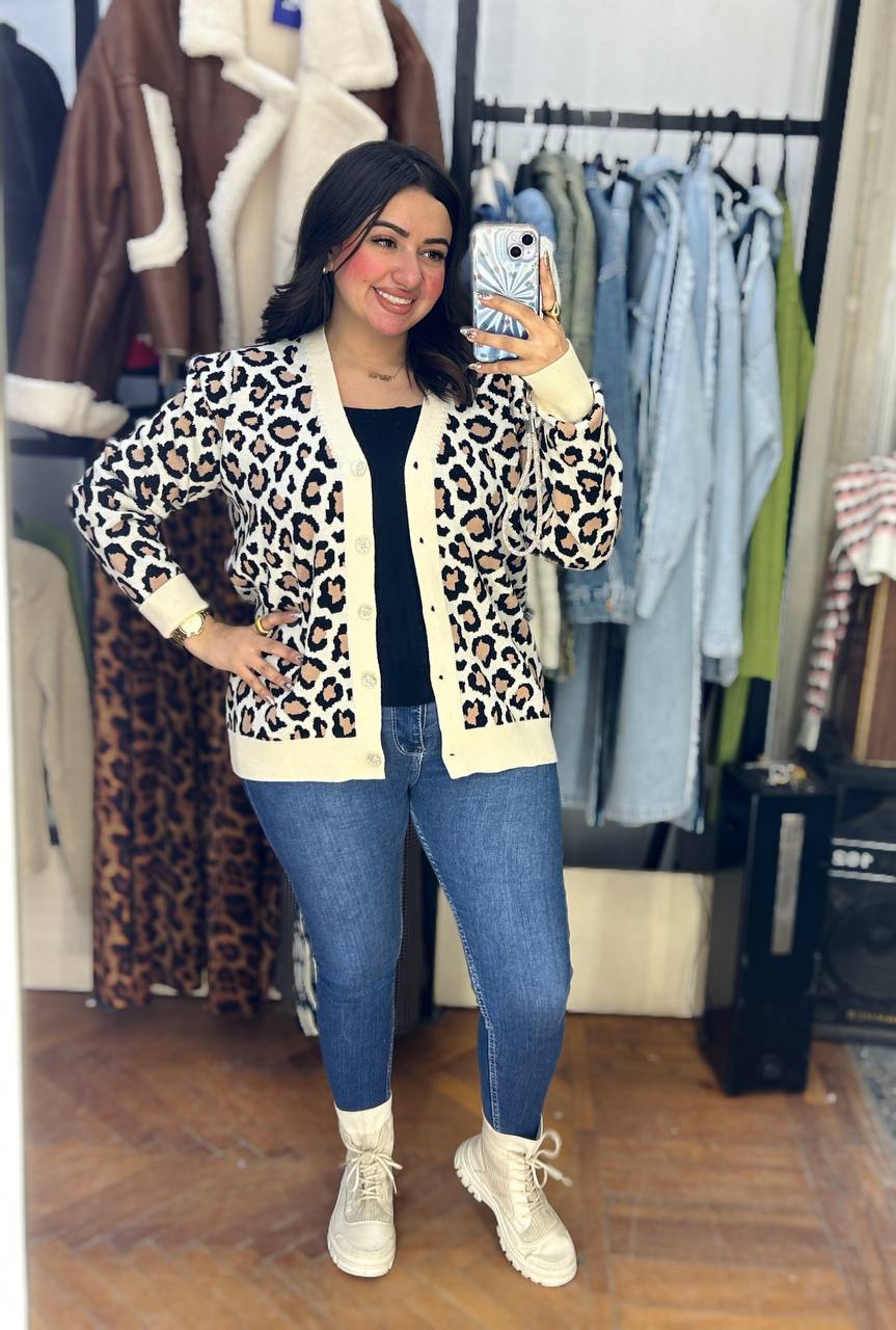 Tiger Cardigan – Bold & Comfortable