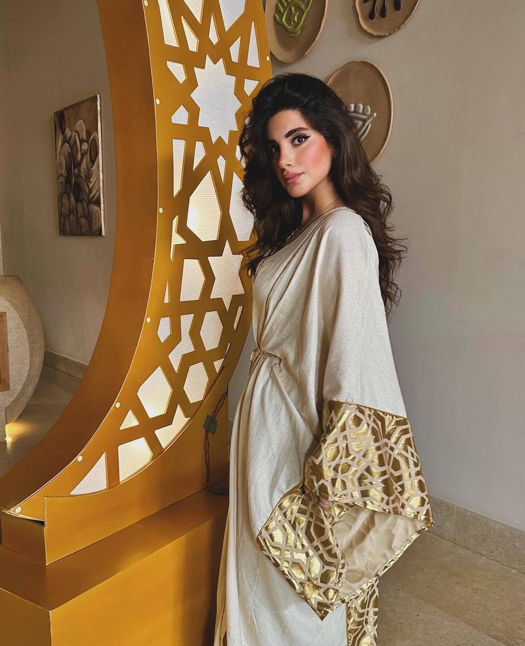 قفطان من الكتان بطبعة نجوم الديسكو