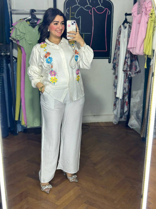 Elegant Embroidery Long Sleeve Blouse – A Perfect Blend of Detail and Style