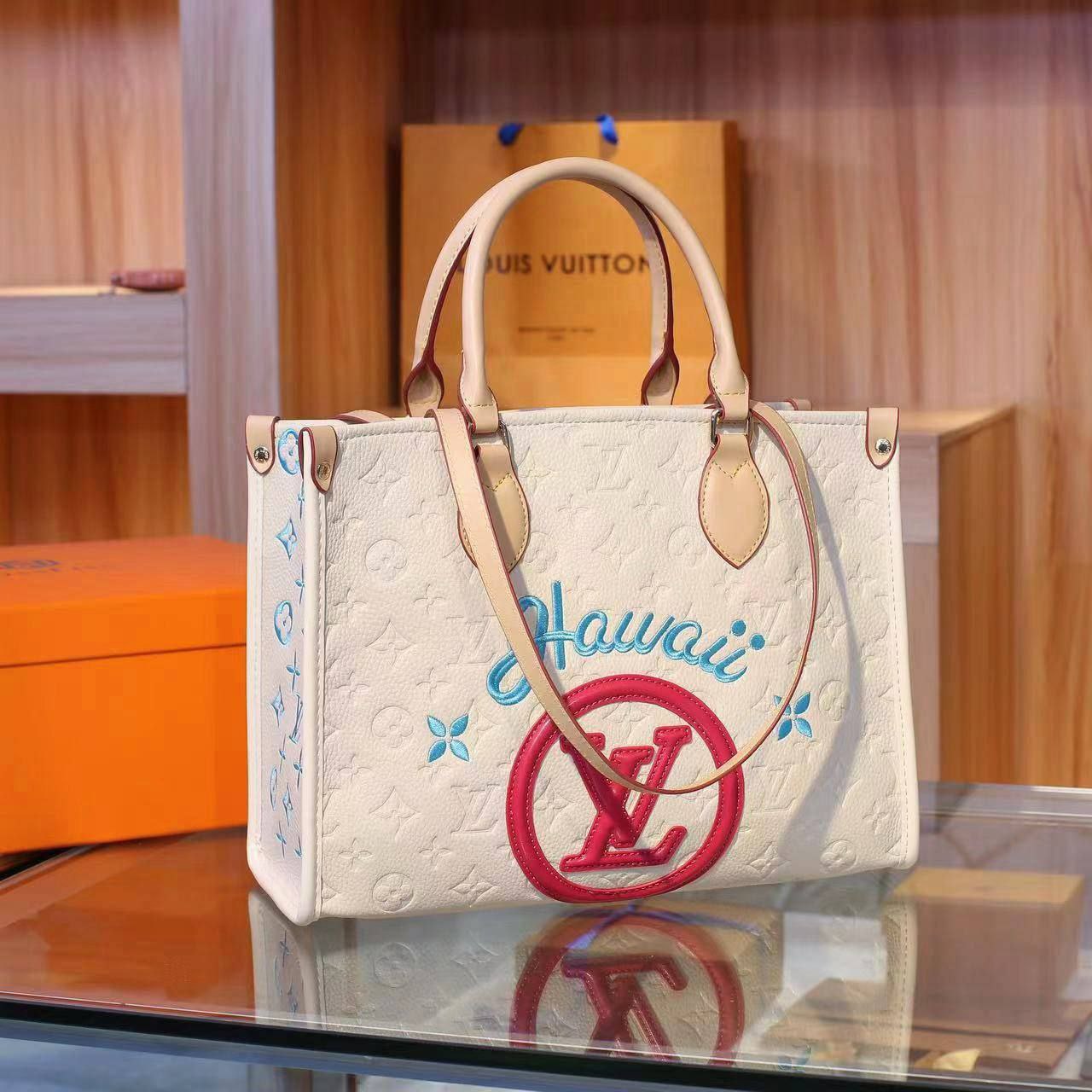 Louis Vuitton Hawaii Tote Bag (Mirror)