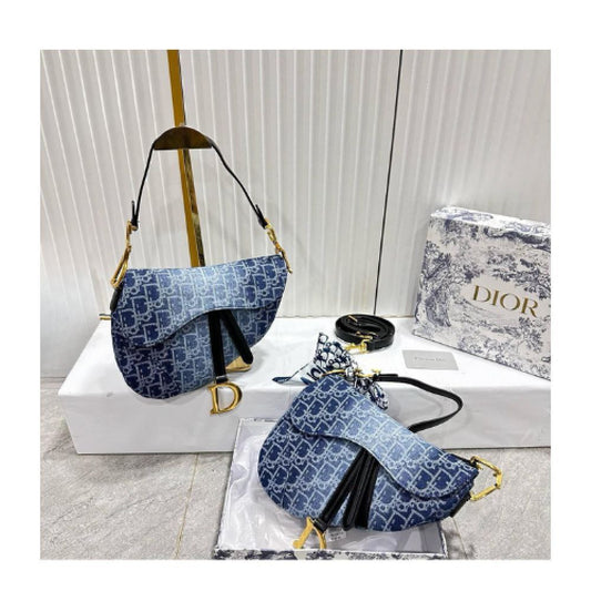 the iconic blue Oblique canvas design with signature “D” hardware in gold-tone metal  ( Mirror )