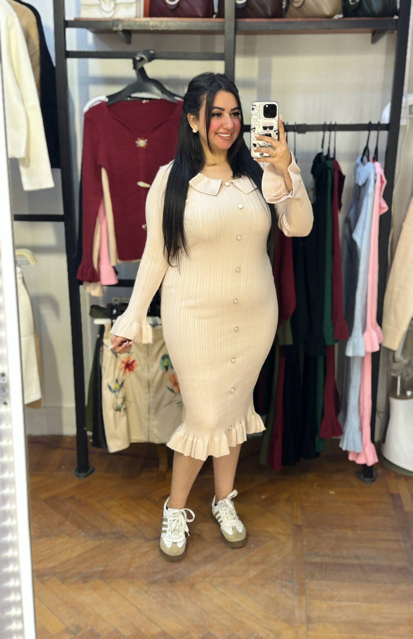 Elegant Ribbed Knit Midi Dress