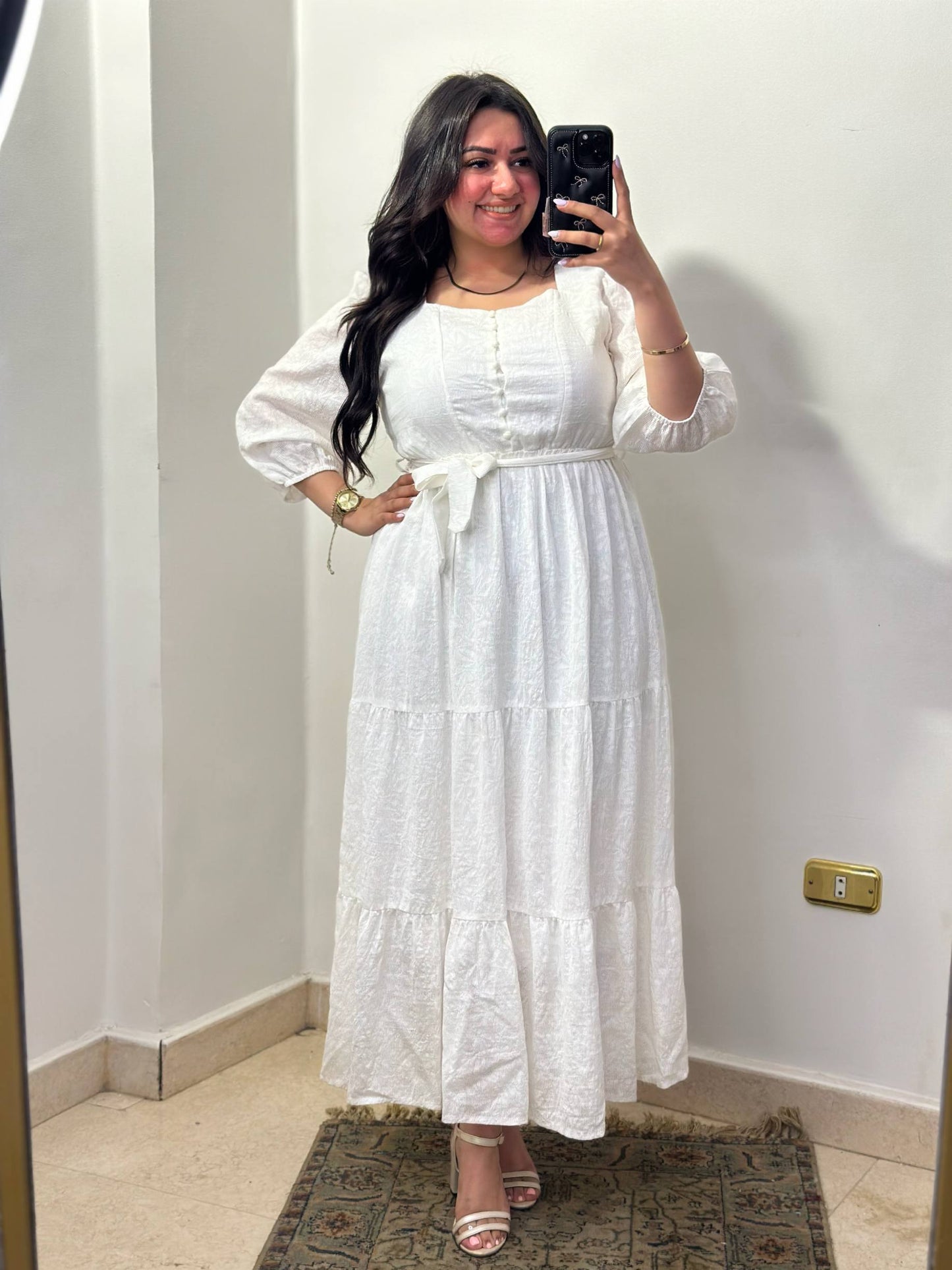 The Elegant Puff-Sleeve Dress