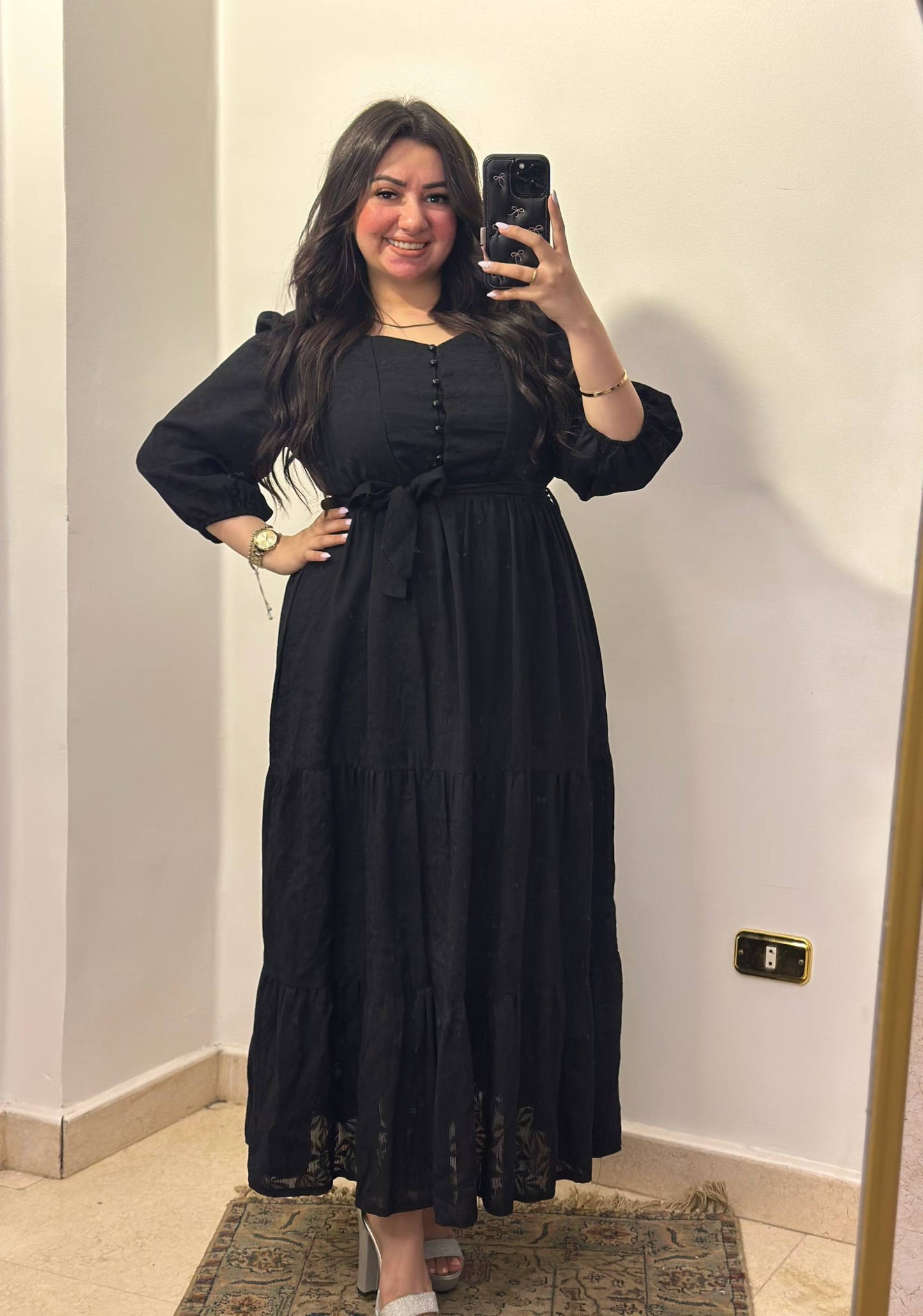 The Elegant Puff-Sleeve Dress