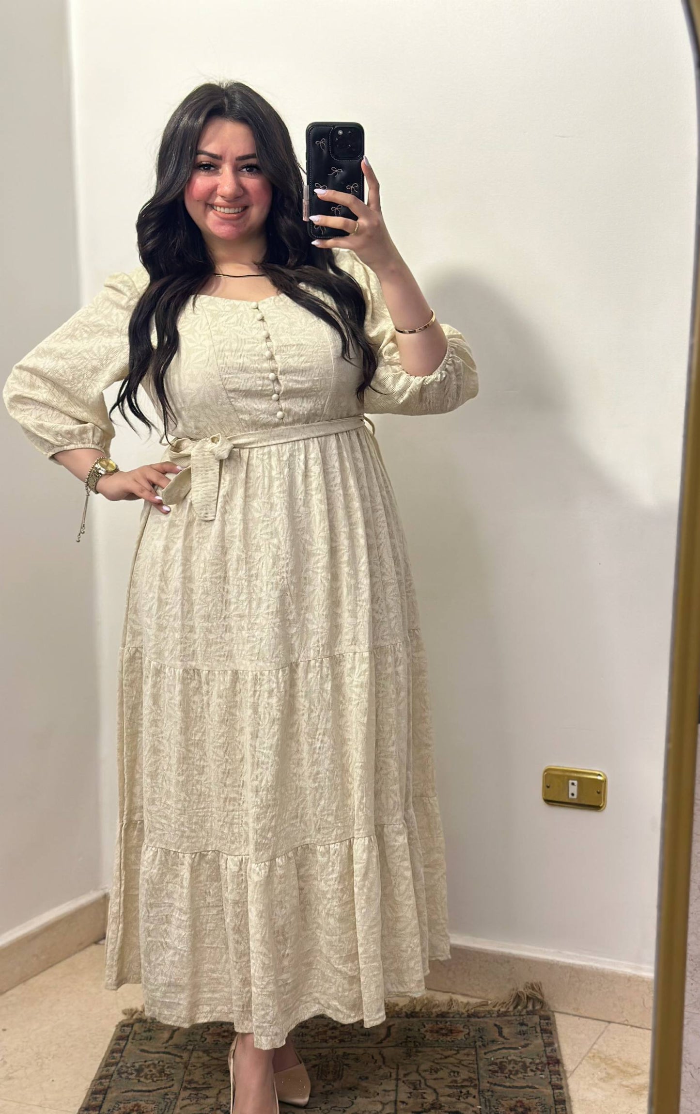 The Elegant Puff-Sleeve Dress