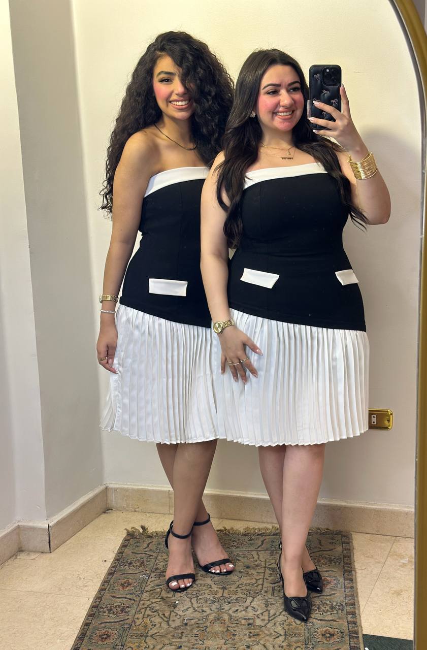 Chic Color-Block Pleated Midi Dress