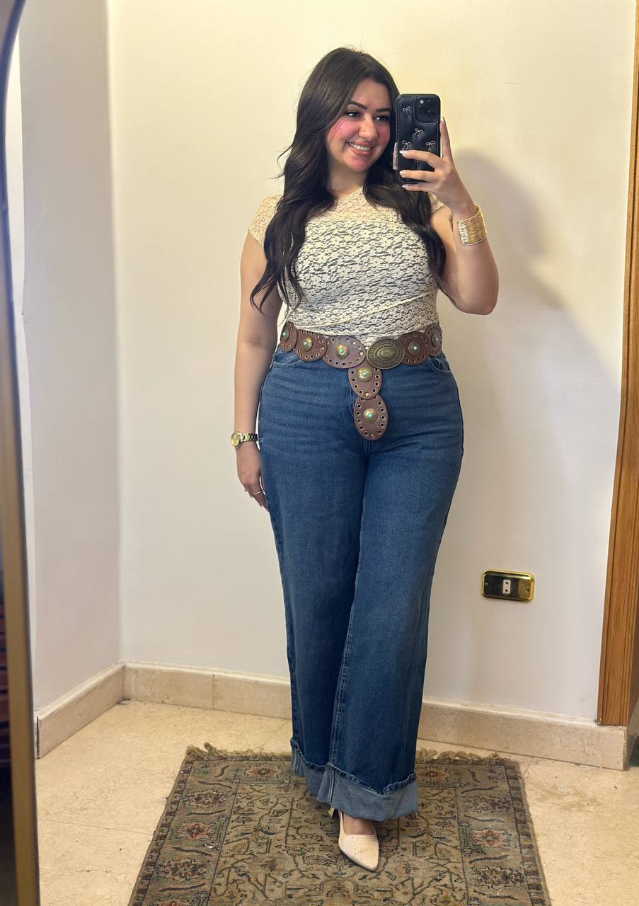 Scalloped Lace Top with Asymmetric Wave Trim